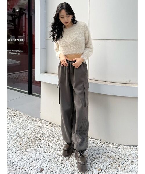 MURUA（ムルーア）の「Sarah×MURUAスウェットカーゴパンツ（スウェットパンツ・レディース・グレー/ダークグレー・FREE）」の6枚目の写真