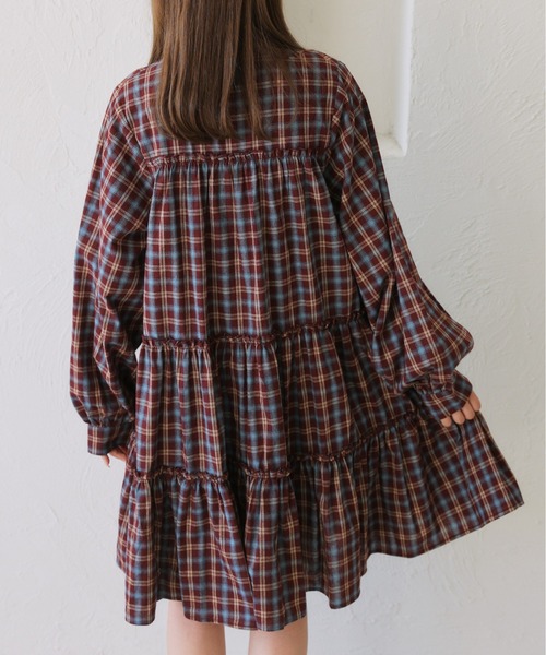 kutir（クティール）の「【新色追加】【紐付き】マルチウェイアソートティアードシャツワンピース/チュニック（シャツワンピース・レディース・ブラック系その他/アイボリー/ブラック/サックスブルー/ネイビー/ブラウン/レッド/グレー/ライトグリーン/ボルドー・FREE）」の17枚目の写真