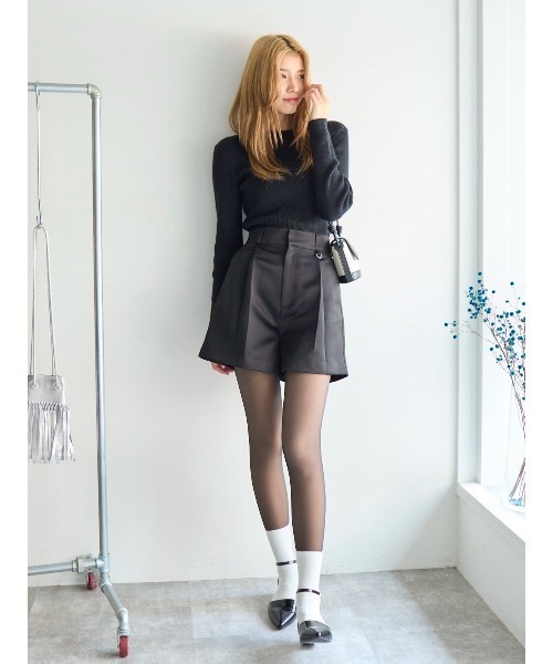 tutuanna（チュチュアンナ）の「まるで素肌のようなフェイクタイツクリア美脚80デニール（タイツ/ストッキング・レディース・ライトベージュ/ブラック/ブラック系その他5/ベージュ系7/ベージュ系6・L-XL/M-L/S-M）」の13枚目の写真