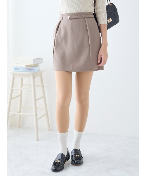 tutuanna（チュチュアンナ）の「まるで素肌のようなフェイクタイツクリア美脚80デニール（タイツ/ストッキング・レディース・ライトベージュ/ブラック/ブラック系その他5/ベージュ系7/ベージュ系6・L-XL/M-L/S-M）」の17枚目の写真