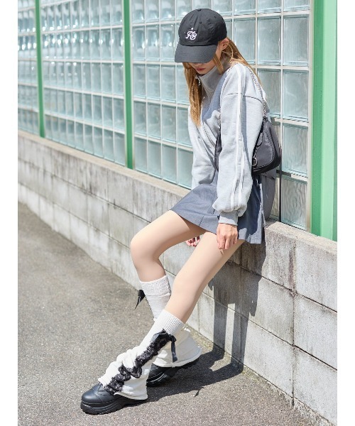 tutuanna（チュチュアンナ）の「まるで素肌のようなフェイクタイツクリア美脚80デニール（タイツ/ストッキング・レディース・ライトベージュ/ブラック/ブラック系その他5/ベージュ系7/ベージュ系6・L-XL/M-L/S-M）」の22枚目の写真