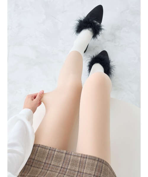 tutuanna（チュチュアンナ）の「まるで素肌のようなフェイクタイツクリア美脚80デニール（タイツ/ストッキング・レディース・ライトベージュ/ブラック/ブラック系その他5/ベージュ系7/ベージュ系6・L-XL/M-L/S-M）」の21枚目の写真