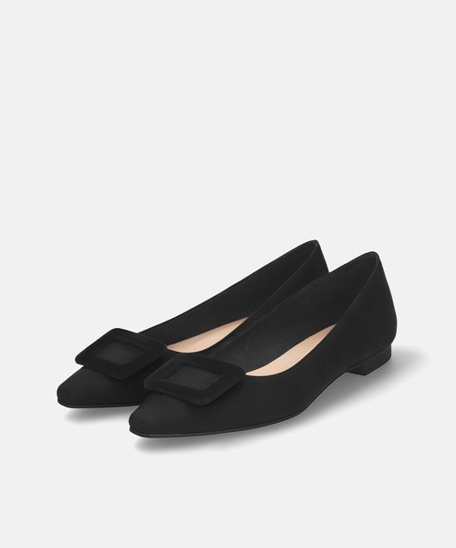 MAMIAN（マミアン）の「バックル付き スクエアトゥ フラットパンプス（パンプス・レディース・ネイビー/レッド/チャコールグレー/グレイッシュベージュ/ブラック・24.0cm/24.5cm/23.0cm/23.5cm/22.5cm/25.0cm）」の9枚目の写真