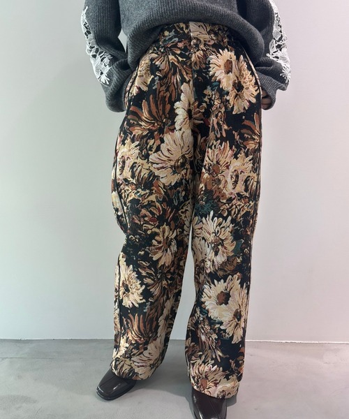 Unitage(ユニテージ)の「サテンラインゴブランパンツ(その他パンツ・レディース・ブラック・FREE)」の2枚目の写真