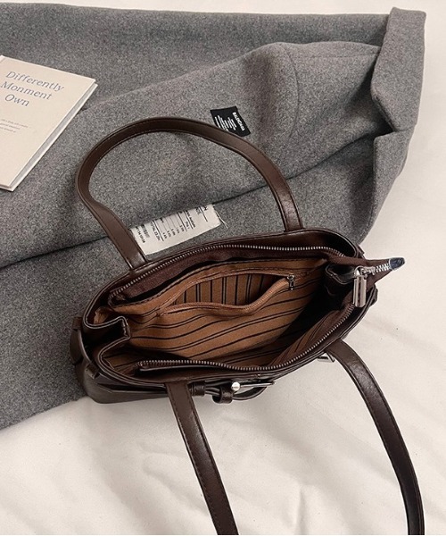 Burner(バーナー)の「【OKUOKU 0909】ベルトデザインショルダーバッグ oku-bag-24-32【GBT】(ショルダーバッグ・レディース・ブラック/ブラウン/ダークブラウン・FREE)」の9枚目の写真