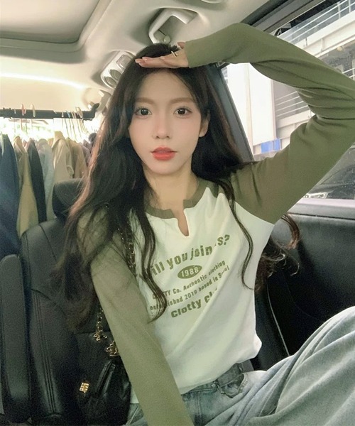 shopnikoniko(ショップニコニコ)の「ラグランTシャツ 長袖 ロンT ラグラン スリットネック ラグランロンT(Tシャツ/カットソー・レディース・グリーン/ブラック/ブラウン・フリー)」の12枚目の写真