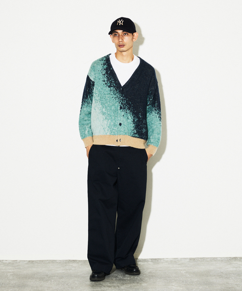 JOURNAL STANDARD（ジャーナルスタンダード）の「モヘア ミックス グラデーション カーディガン（カーディガン/ボレロ・メンズ・ベージュ/ブラック/カーキ/ネイビー・LARGE/MEDIUM）」の16枚目の写真