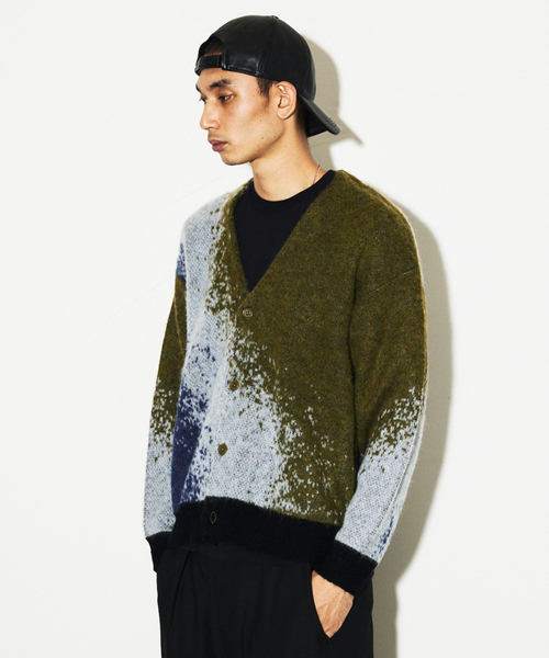 JOURNAL STANDARD（ジャーナルスタンダード）の「モヘア ミックス グラデーション カーディガン（カーディガン/ボレロ・メンズ・ベージュ/ブラック/カーキ/ネイビー・LARGE/MEDIUM）」の6枚目の写真