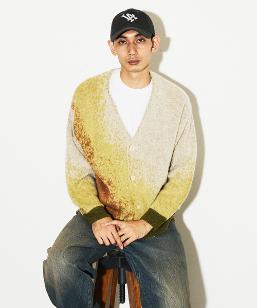 JOURNAL STANDARD（ジャーナルスタンダード）の「モヘア ミックス グラデーション カーディガン（カーディガン/ボレロ・メンズ・ベージュ/ブラック/カーキ/ネイビー・LARGE/MEDIUM）」の9枚目の写真