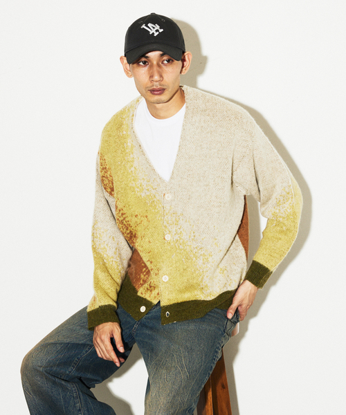 JOURNAL STANDARD（ジャーナルスタンダード）の「モヘア ミックス グラデーション カーディガン（カーディガン/ボレロ・メンズ・ベージュ/ブラック/カーキ/ネイビー・LARGE/MEDIUM）」の10枚目の写真