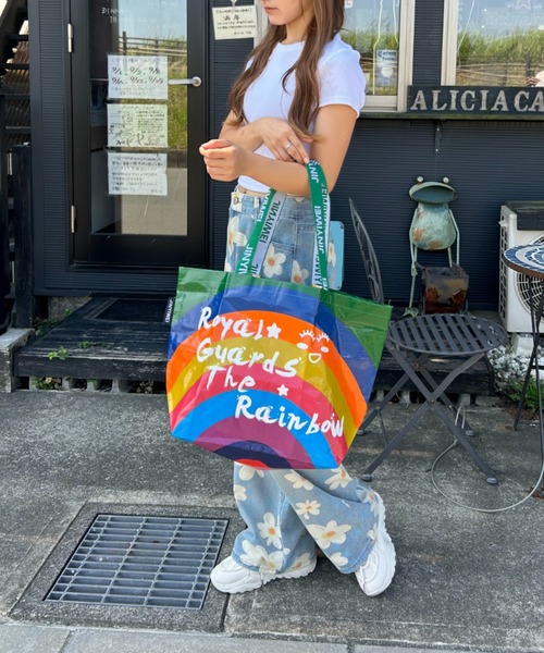 Loco Ocean（ロコオーシャン）の「レインボープリント ビッグトートバッグ（トートバッグ・レディース・A・ONE SIZE）」の2枚目の写真