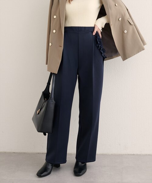 natural couture（ナチュラルクチュール）の「【WEB限定】ポケットフリルタックパンツ（スラックス・レディース・ネイビー/グレイッシュベージュ/ブラック・FREE）」の3枚目の写真