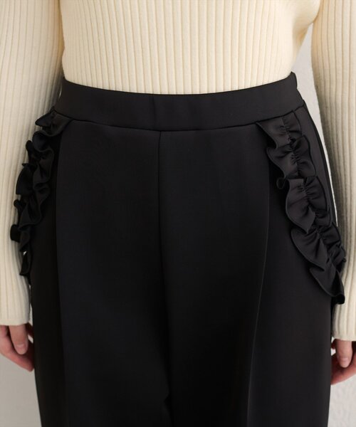 natural couture（ナチュラルクチュール）の「【WEB限定】ポケットフリルタックパンツ（スラックス・レディース・ネイビー/グレイッシュベージュ/ブラック・FREE）」の11枚目の写真