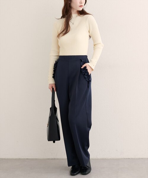 natural couture（ナチュラルクチュール）の「【WEB限定】ポケットフリルタックパンツ（スラックス・レディース・ネイビー/グレイッシュベージュ/ブラック・FREE）」の18枚目の写真