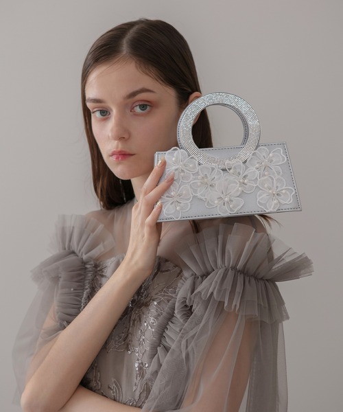 Leja(レジャ)の「【LEJA】フラワービジューラウンドハンドル2wayバッグ結婚式 パーティー 成人式 二次会 同窓会 お呼ばれ オケージョン 20代 30代(ハンドバッグ・レディース・シルバー/ブラック・FREE)」の21枚目の写真