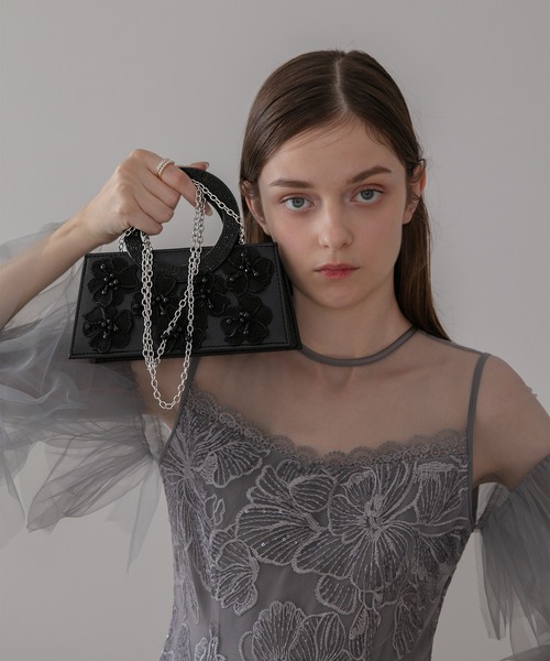 Leja(レジャ)の「【LEJA】フラワービジューラウンドハンドル2wayバッグ結婚式 パーティー 成人式 二次会 同窓会 お呼ばれ オケージョン 20代 30代(ハンドバッグ・レディース・シルバー/ブラック・FREE)」の11枚目の写真