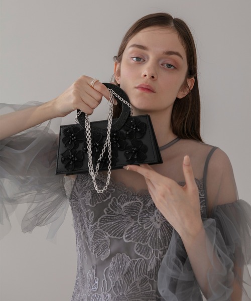 Leja(レジャ)の「【LEJA】フラワービジューラウンドハンドル2wayバッグ結婚式 パーティー 成人式 二次会 同窓会 お呼ばれ オケージョン 20代 30代(ハンドバッグ・レディース・シルバー/ブラック・FREE)」の13枚目の写真