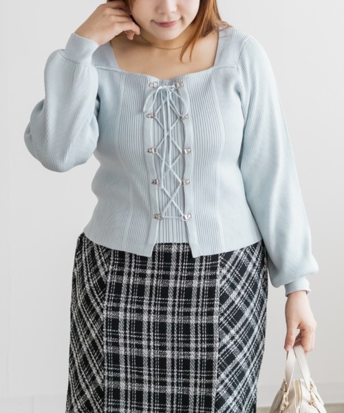 CLETTE(クレット)の「CLETTEオリジナルスクエアネックレースアップニット(ニット/セーター・レディース・ホワイト/ブルー/チャコールグレー・LL/3L/4L)」の11枚目の写真