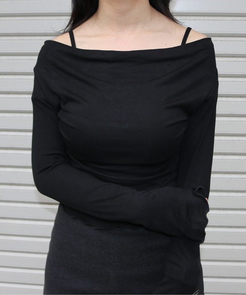 Vini（ヴィニ）の「キャミ風オフショルダー トップス（Tシャツ/カットソー・レディース・ブラック/アイボリー・MEDIUM）」の10枚目の写真