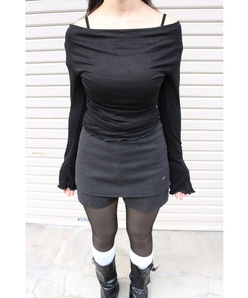 Vini（ヴィニ）の「キャミ風オフショルダー トップス（Tシャツ/カットソー・レディース・ブラック/アイボリー・MEDIUM）」の11枚目の写真