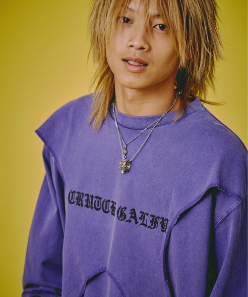 セール】GALFY-穴の向こうにわんちゃんロンTee（Tシャツ/カットソー