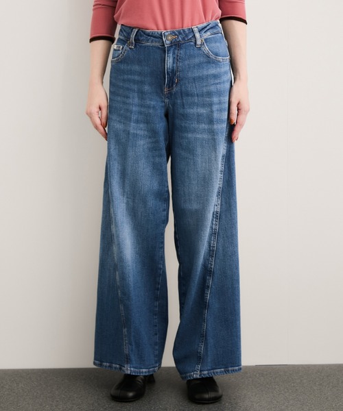 GUESS JEANS(ゲスジーンズ)の「【GUESS(ゲス)】WIDE LEG TWISTED(デニムパンツ・レディース・ブルー系その他3/ブルー系その他5・L/M/S)」の5枚目の写真