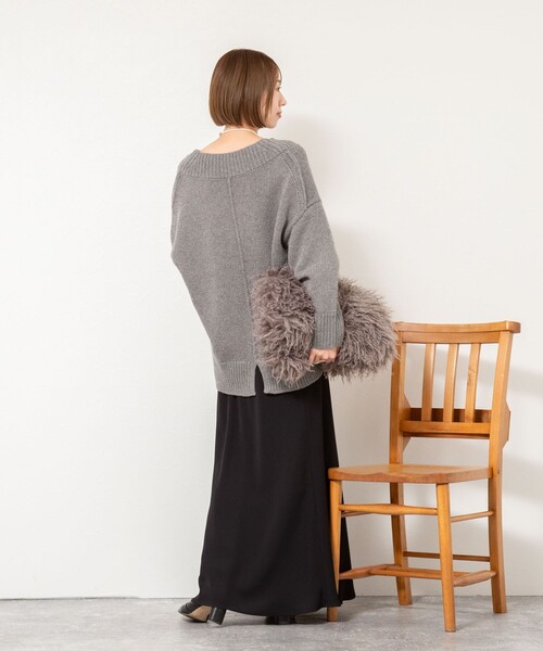 NOLLEY’S Sophi（ノーリーズソフィ）の「ブライト紡毛Vネックプルオーバー（ニット/セーター・レディース・ピンク/オフホワイト/グレー・38）」の21枚目の写真