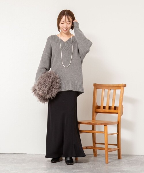 NOLLEY’S Sophi（ノーリーズソフィ）の「ブライト紡毛Vネックプルオーバー（ニット/セーター・レディース・ピンク/オフホワイト/グレー・38）」の22枚目の写真