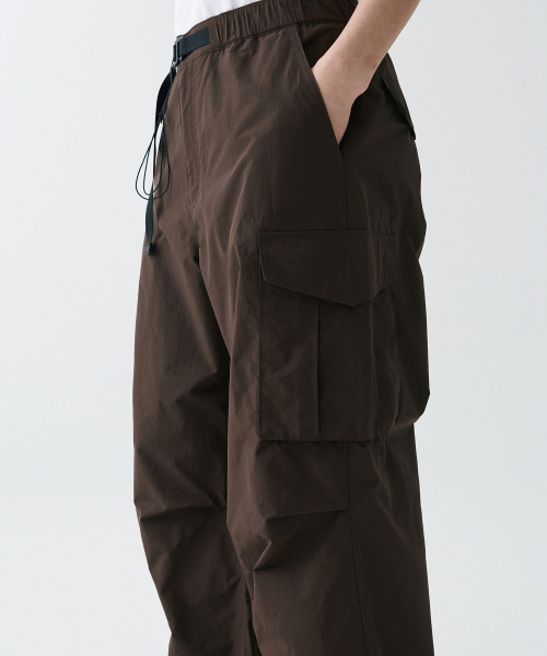 MUSINSA STANDARD（ムシンサスタンダード）の「[シティレジャー] NP ワイドベルト付きカーゴパンツ [バロックブラウン]（その他パンツ・メンズ・その他・40/38/42/36/34/32/30/31/33/26/27/28/29）」の8枚目の写真