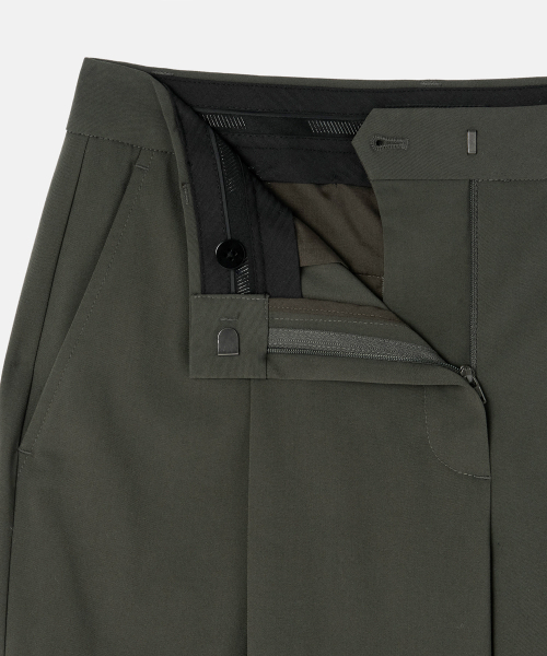 MUSINSA STANDARD WOMAN（ムシンサスタンダードウーマン）の「ウィメンズパラシュートカーゴスラックス[ダスティカーキ]（スラックス・レディース・その他・34/32/30/31/24/25/26/27/28/29）」の3枚目の写真