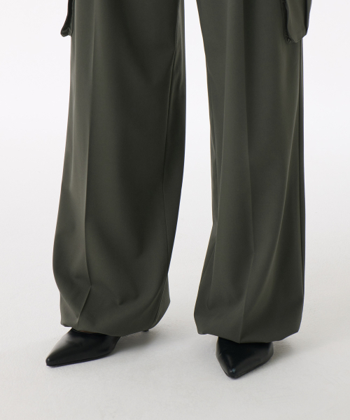 MUSINSA STANDARD WOMAN（ムシンサスタンダードウーマン）の「ウィメンズパラシュートカーゴスラックス[ダスティカーキ]（スラックス・レディース・その他・34/32/30/31/24/25/26/27/28/29）」の9枚目の写真