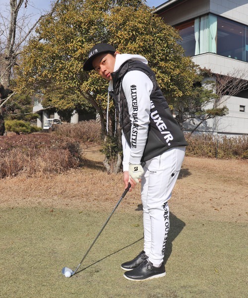 LUXE/R GOLF（ラグジュ ゴルフ）の「(RM)【LUXE/R GOLF】2WAY コンビネーション ダウン フード ベスト（ダウンベスト・メンズ・オフホワイト/チャコールグレー/ブラック・L/XL/M）」の11枚目の写真
