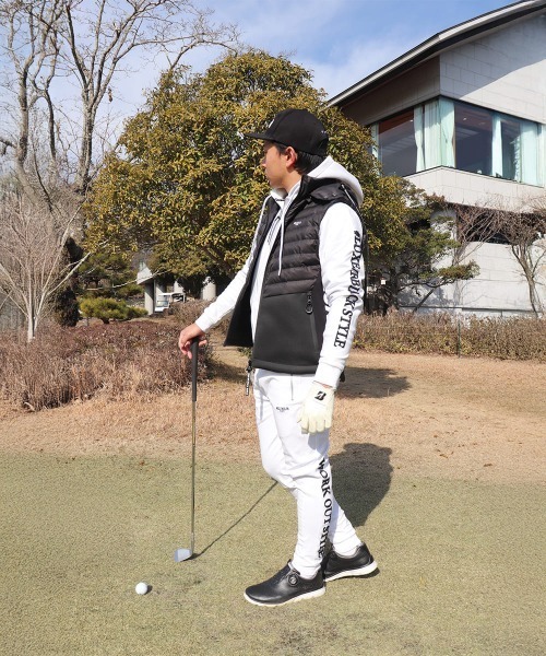 LUXE/R GOLF（ラグジュ ゴルフ）の「(RM)【LUXE/R GOLF】2WAY コンビネーション ダウン フード ベスト（ダウンベスト・メンズ・オフホワイト/チャコールグレー/ブラック・L/XL/M）」の16枚目の写真