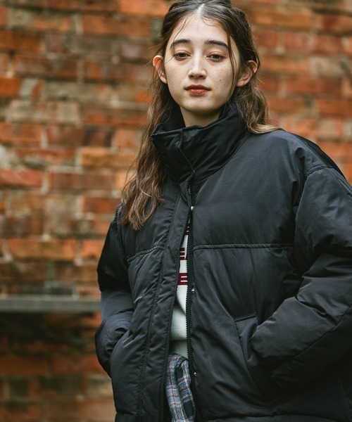 GEORGE'S（ジョージズ）の「スタンド中綿ブルゾン（ブルゾン・レディース・ブラック/ベージュ/オフホワイト・SMALL/MEDIUM）」の8枚目の写真