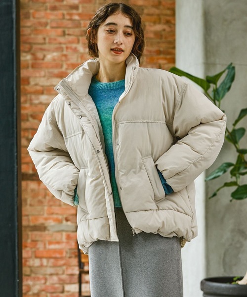 GEORGE'S（ジョージズ）の「スタンド中綿ブルゾン（ブルゾン・レディース・ブラック/ベージュ/オフホワイト・SMALL/MEDIUM）」の14枚目の写真