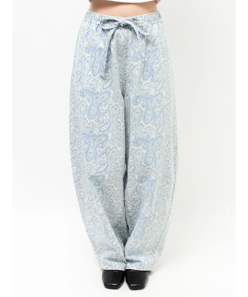 Ungrid（アングリッド）の「ペイズリーラフデニムパンツ（デニムパンツ・レディース・ブルー・FREE）」の11枚目の写真