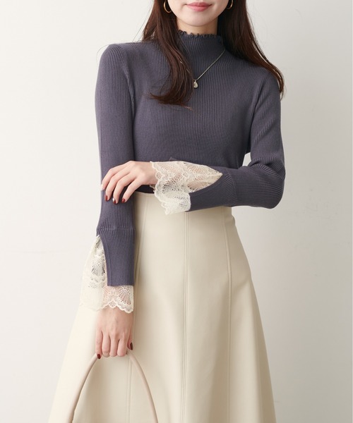 natural couture（ナチュラルクチュール）の「袖口レースもちもちリブタートル（ニット/セーター・レディース・スミクロ/ライトグレー/ボルドー/サックスブルー/ピンク/ラベンダー/ミント/イエロー/オフホワイト・FREE）」の12枚目の写真