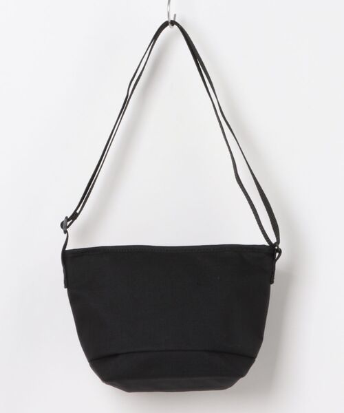 Manhattan Portage(マンハッタンポーテージ)の「NYLON MESSENGER BAG (XXS) FZP Pokemon 25 ZA(メッセンジャーバッグ・メンズ・ブラック・X-SMALL)」の15枚目の写真