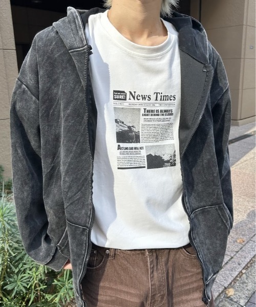 B.R.U(ブル)の「ニュースタイムズプリントTシャツ(Tシャツ/カットソー・メンズ・ホワイト/ネイビー/グレー/カーキ・FREE)」の9枚目の写真