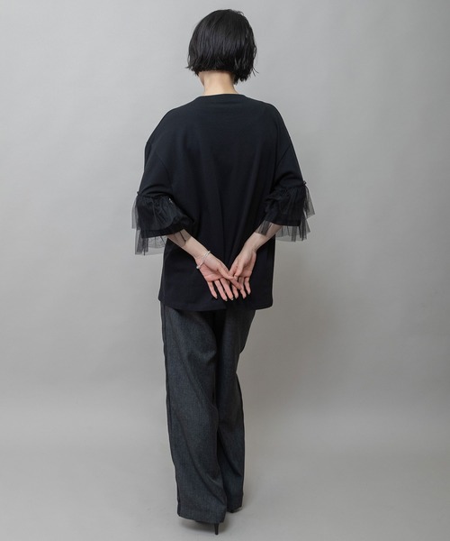 Munich（ミューニック）の「裏毛×チュールラッフルスリーブトップス（Tシャツ/カットソー・レディース・ホワイト/グレイッシュベージュ/ブラック・FREE）」の19枚目の写真