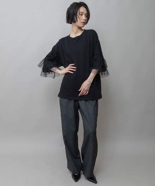 Munich（ミューニック）の「裏毛×チュールラッフルスリーブトップス（Tシャツ/カットソー・レディース・ホワイト/グレイッシュベージュ/ブラック・FREE）」の21枚目の写真