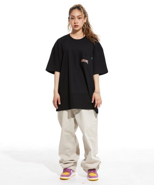 CREAM SODA LAB(クリームソーダラボ)の「マルチアークオーバーサイズポケット半袖Tシャツブラックオレンジ(Tシャツ/カットソー・メンズ・その他・LARGE/MEDIUM/X-LARGE)」の2枚目の写真