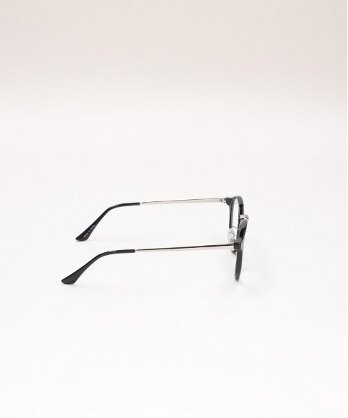 Right-on（ライトオン）の「Right-on Basic(ライトオンベーシック)【メンズ】ブルーライトカットサングラス（ファッショングラス）（その他・メンズ・ブラック・ONE SIZE）」の4枚目の写真