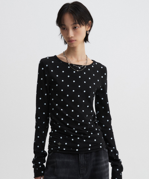DNSR WOMEN(ディーエヌエスアールウーマン)の「ドットロングスリーブブラック(Tシャツ/カットソー・レディース・その他・OS)」の1枚目の写真