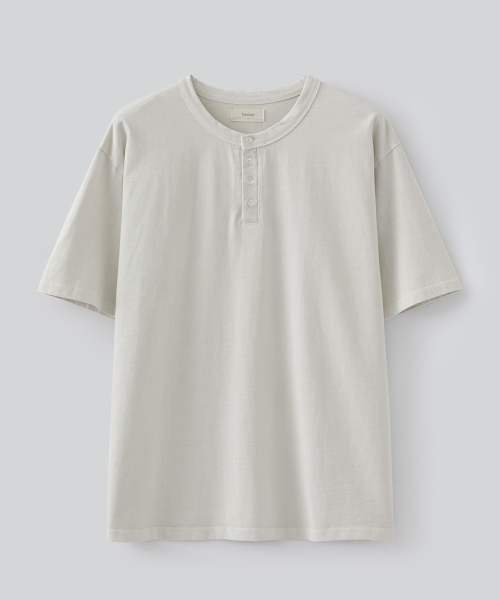 FABREGAT(ファブレガ)の「フィグダイング ヘンリーネックTシャツ (オートミール)(Tシャツ/カットソー・メンズ・その他・3/2)」の1枚目の写真