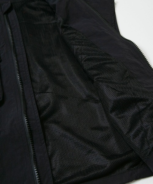 MAKE YOUR DAY（メイクユアデイ）の「ダブルジップナイロンベスト■150.160cm（ベスト・キッズ・ブラック/カーキ・150/160）」の8枚目の写真