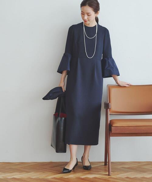 URBAN RESEARCH（アーバンリサーチ）の「フレアスリーブワンピース（ワンピース・レディース・ネイビー/ブラック・38/36）」の20枚目の写真