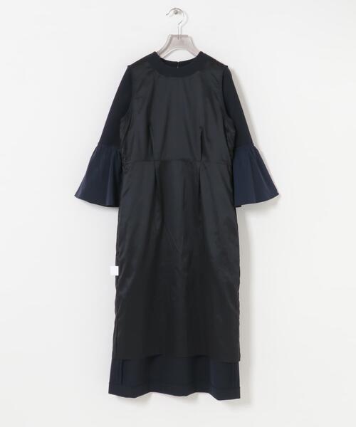 URBAN RESEARCH（アーバンリサーチ）の「フレアスリーブワンピース（ワンピース・レディース・ブラック/ネイビー・38/36）」の14枚目の写真