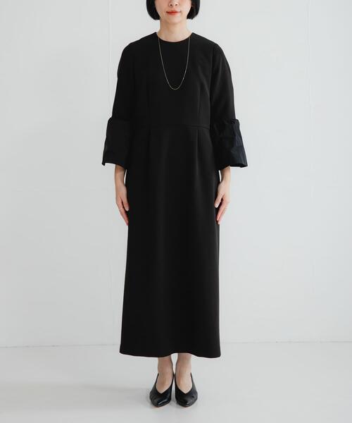 URBAN RESEARCH（アーバンリサーチ）の「フレアスリーブワンピース（ワンピース・レディース・ネイビー/ブラック・38/36）」の9枚目の写真