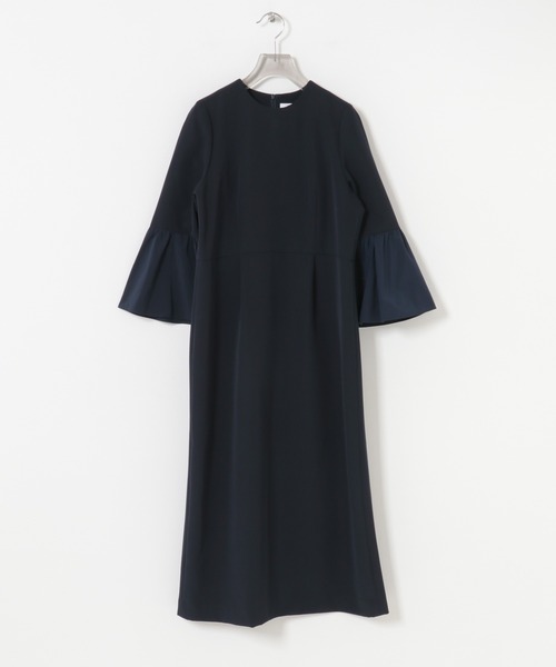 URBAN RESEARCH（アーバンリサーチ）の「フレアスリーブワンピース（ワンピース・レディース・ブラック/ネイビー・38/36）」の16枚目の写真